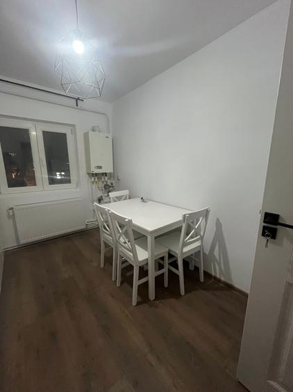 Apartament 3 camere etaj 1 - Inspectoratul Scolar - 69 mp - 14