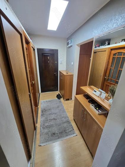 Particular vand Apartament decomandat 3 camere ultracentral Infratirii - 6