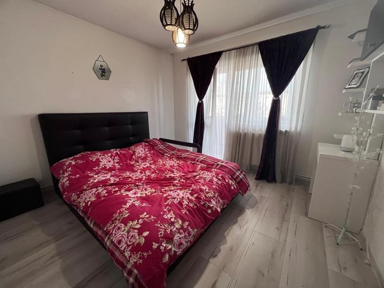 Apartament 4 camere,et 3, zona Liceul Auto - Deva - 11