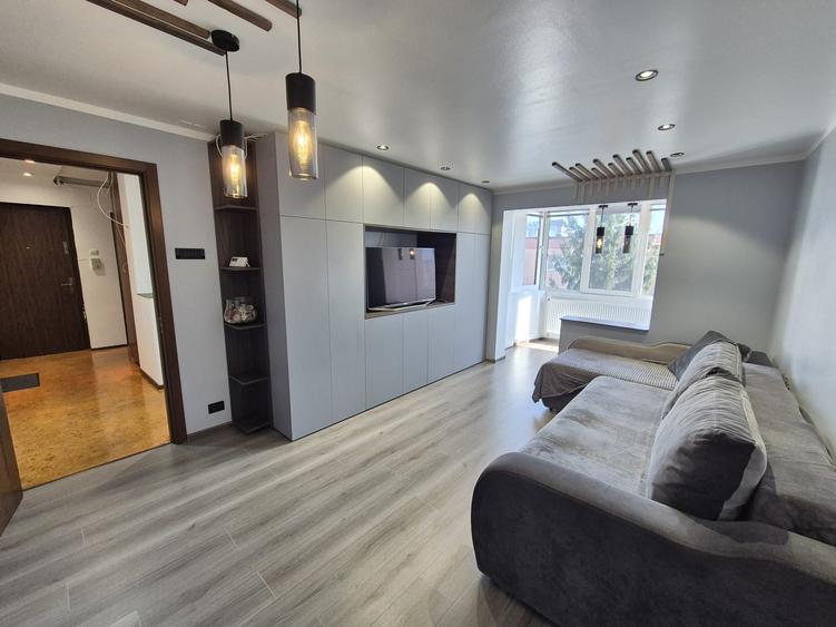 Inchiriere Apartament 2 Camere decomandat zona Centrul Civic CEC - 10