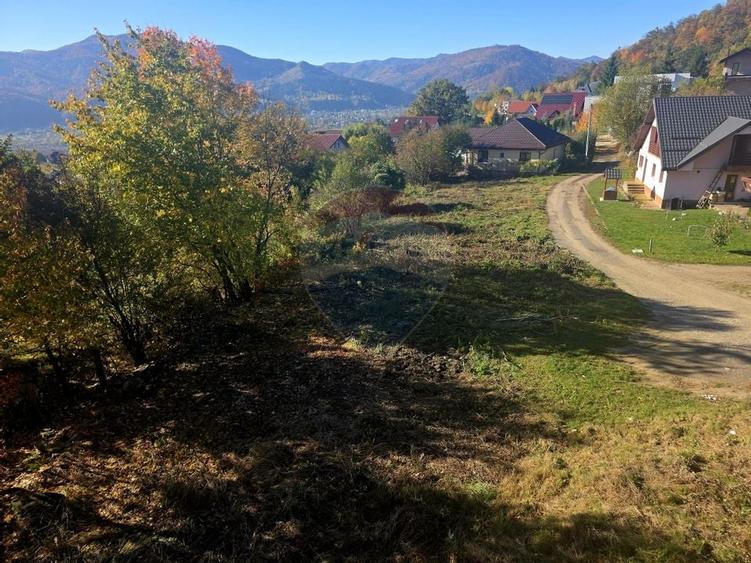 Casă / Vilă cu 5 camere de vânzare - 41