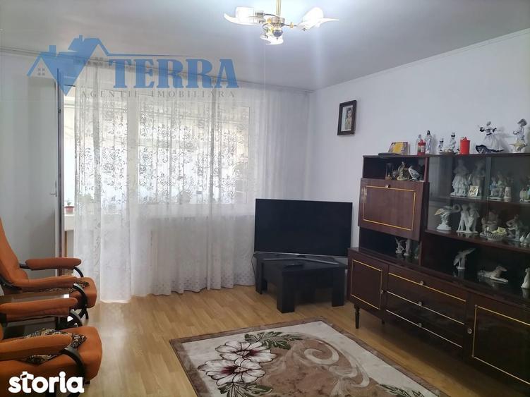 Apartament cu 2 camere, central, utilat ?i mobilat - 3