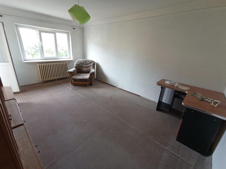 Apartament 2 camere DECOMANDAT, ETAJ 4 cu pod Nicolina 2-Clopotari !! - 2