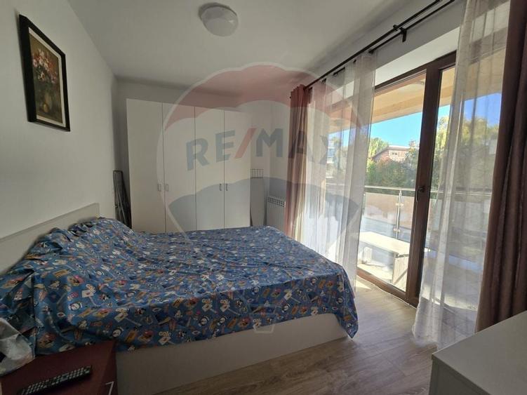 DE VANZARE Apartament cu 3 camere CLUB LAC SNAGOV - 8