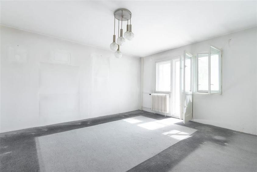 RECO Apartament 3 camere in Oradea Decebal Etaj3 - 1