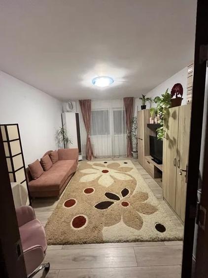 Apartament cu 2 camere, decomandat, etaj 2/4, zona Podu Rosu - 2