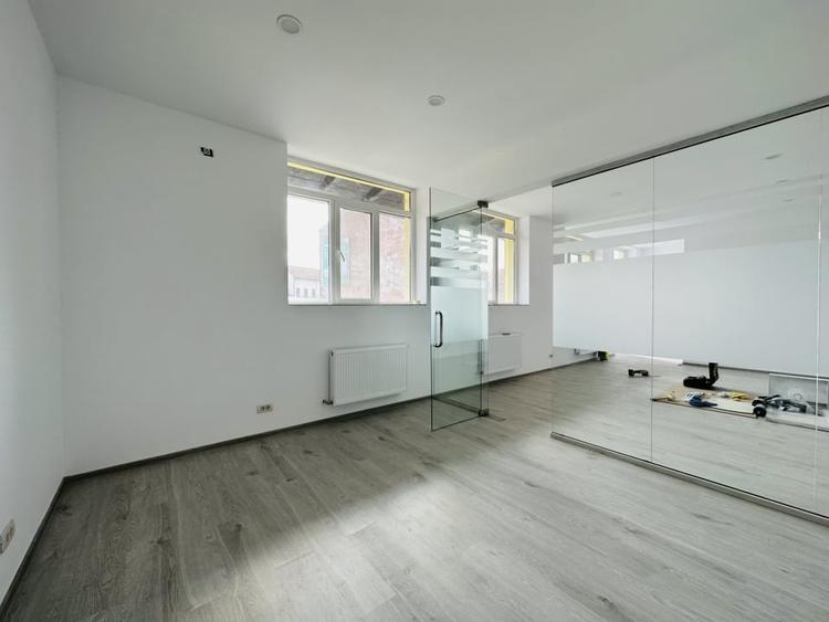 Zona Maria - Spatiu birouri modern 50 mp | Grup sanitar propriu | 0% - 9
