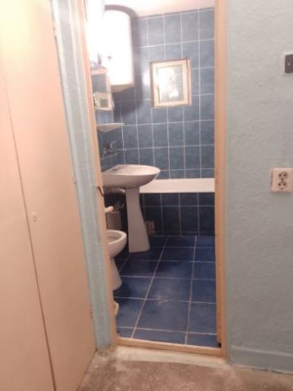 Vând apartament 2 camere ,2 balcoane - 4