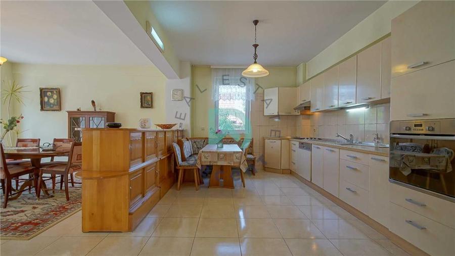 Casa zona Tractorul, Brasov - 1