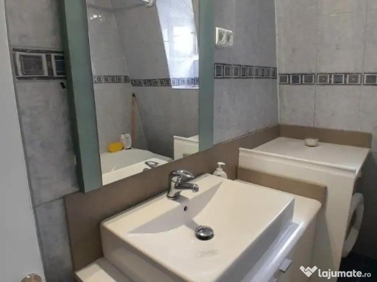 Apartament cu 3 camere Zona Zamca - 3