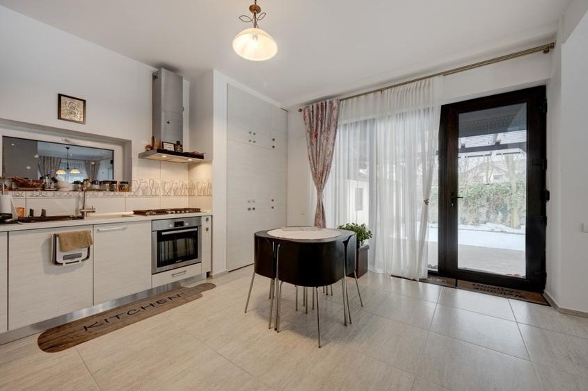 Vanzare vila moderna zona 2 Cocosi - 16