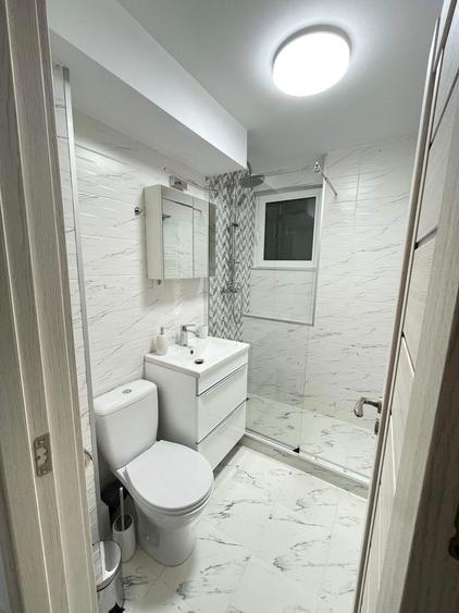 Inchiriez apartament P-uri centru, faleza, elice, nespalata - 2