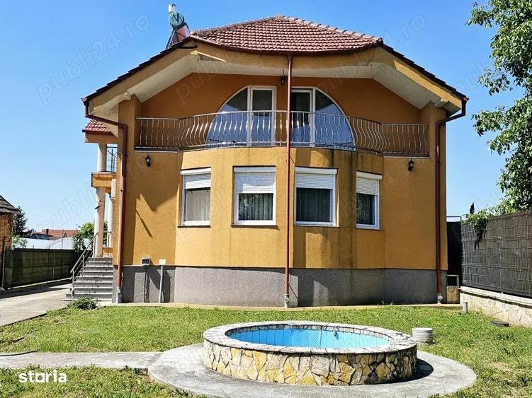 De vanzare casa cu 5 camere in Episcopia ?i teren generos - 4