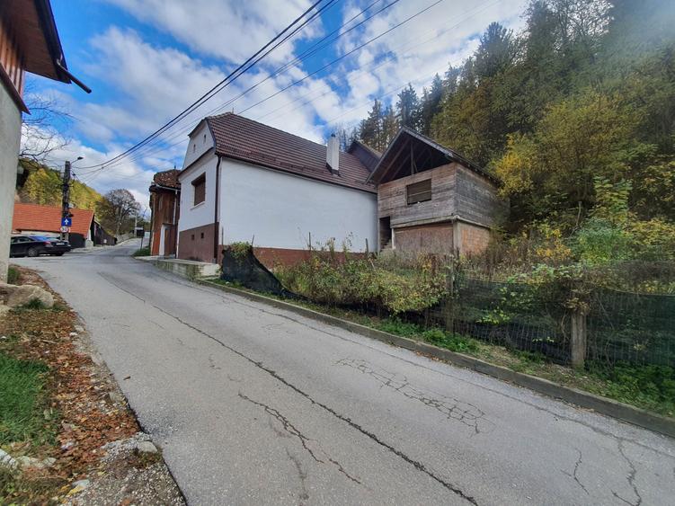 Teren rezidential Brasov – Rasnov zona de case - 1