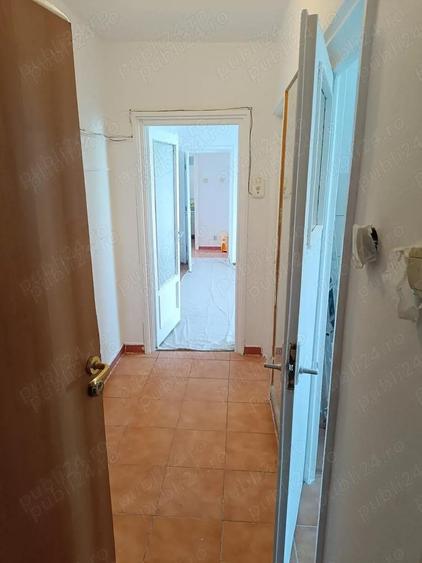 Inchiriez 3 camere (ne)mobilate - 3