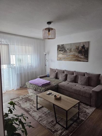 Apartament cu 2 camere in Cartier Pacii - 2