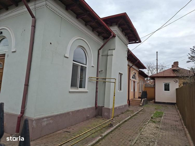 Central(zona Lic I.L.Caragiale),casa de vanzare - 3
