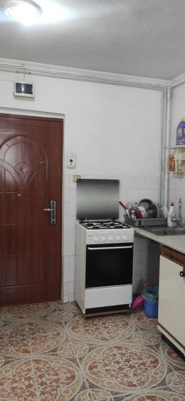 Garsoniera- Tractorul - langa Coresi Mall - 3