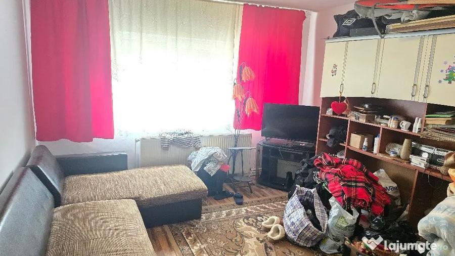 Vand apartament cu o camera decomandat in Deva,Micro 15, parter - 10