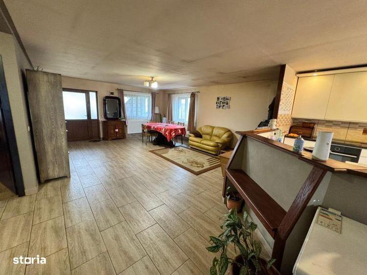 Casa cocheta cu terasa | 5 ari teren - 1