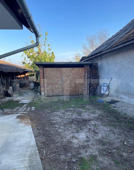 Casa de vanzare in suprafat utila de 100 mp si 1400 mp teren - 9