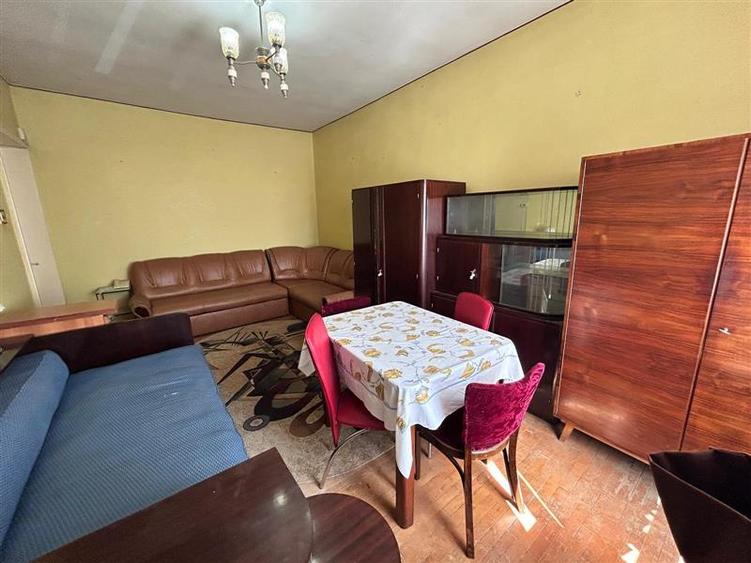 Resita, Apt.1 Cam.Cf.1.Dec.Lunca - 2