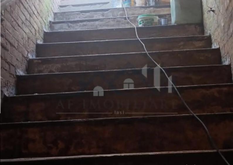 Tatarasi zona Piata Chirila teren 576mp cu casa si anexe (pr - 10