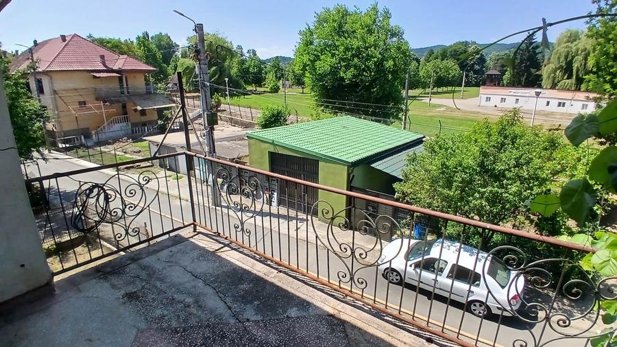 Comision 0 - Casa cu 5 camere in zona Teius - 10