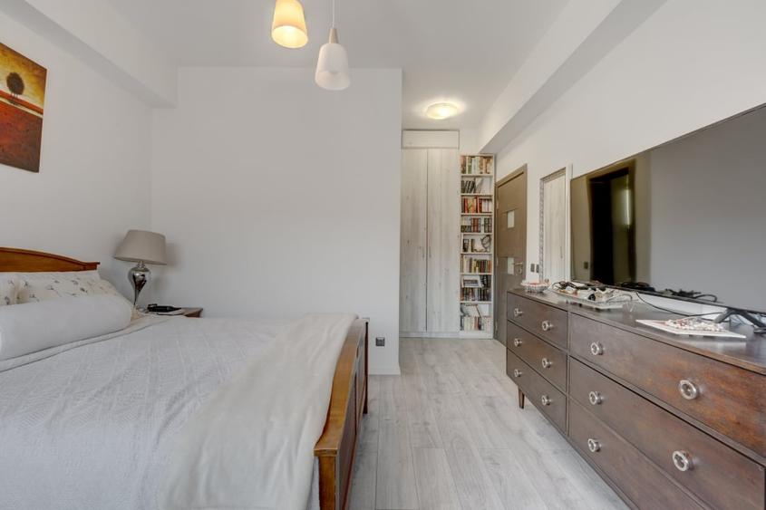 Apartament cu 5 camere decomandat în Clucerului