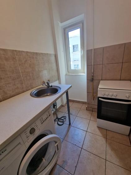 Piata Romana - Caderea Bastiliei garsoniera 27 mp etaj 2 mobilata - utilata - 6