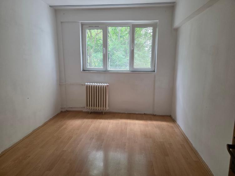 Jean Steriadi, 5 minute metrou 1 Decembrie 1918, bloc reabilitat, - 11