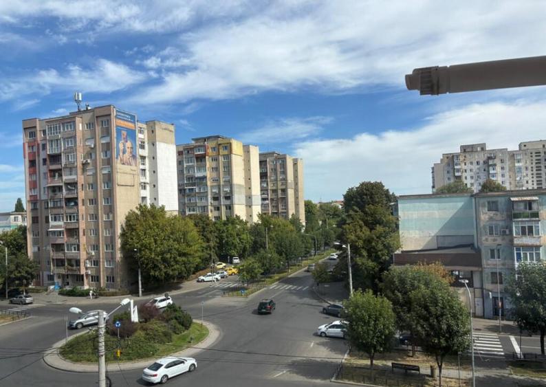 Apartament 3 camere, 73 mp utili, Craiovita Noua, zona Fortu - 7