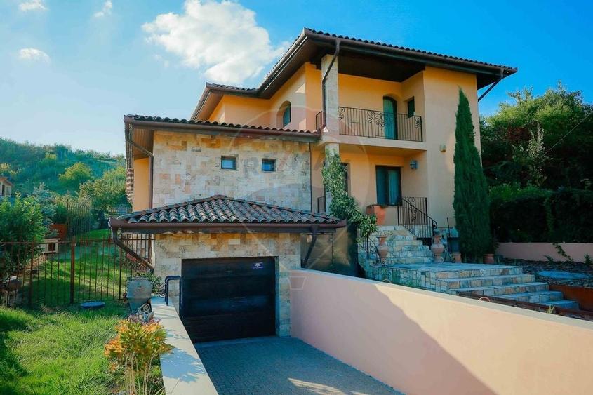 Vilă mediteraneană cu 5 camere, Dealuri Oradea - 30