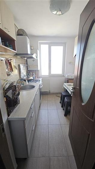 Apartament 3 decomandate, mobilat, zona Tic Tac - 5