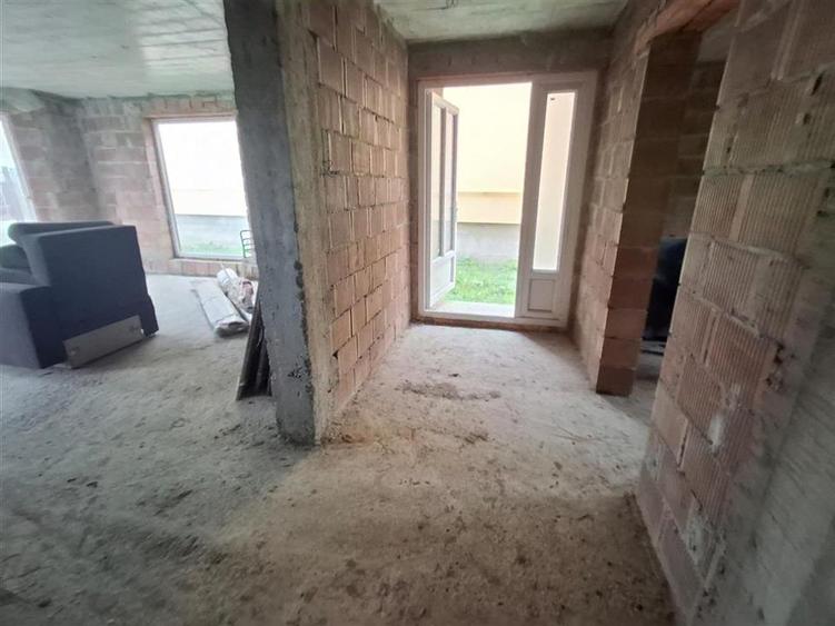 Casa individuala 5 camere 2 bai pivnita 380mp teren in Cisnadie - 19