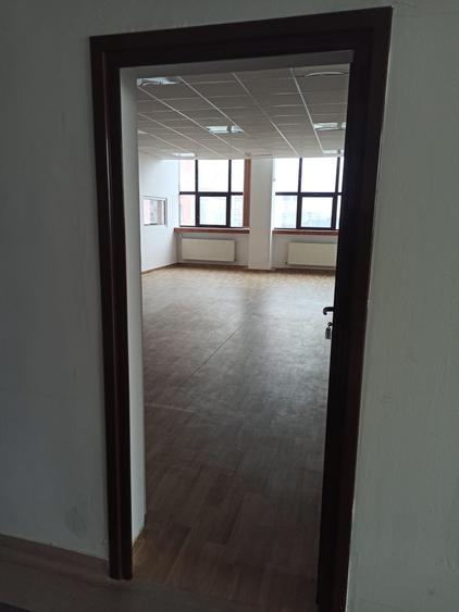 ELECTROMAGNETICA BUSINESS PARK - 9