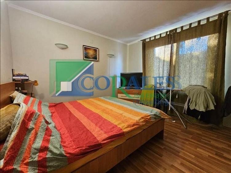 Casa individuala. Zona Aradului. Suprafete generoase. - 12