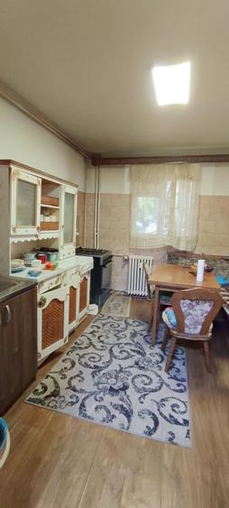 Vanzare 4 camere - zona Teiul Doamnei - Colentina - 6
