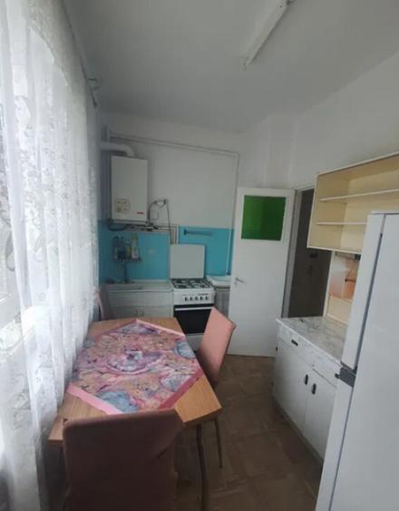 Apartament 2 camere, decomandat - zona Tractorul - 6