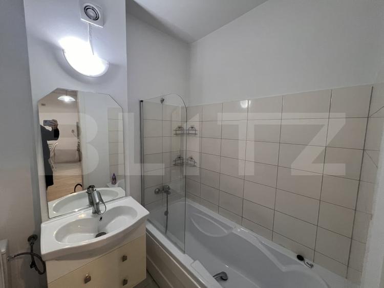 Apartament cu 2 camere semidecomandat, mobilat în Iris