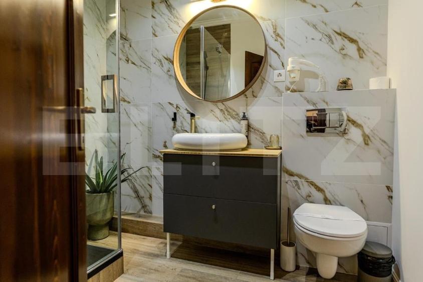 Hotel/Pensiune, de 870 mp, în Central