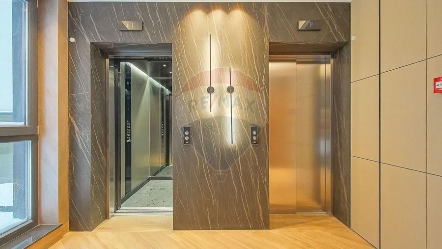 Apartament cu 2 camere de închiriat, Cosmopolit Rise - 17