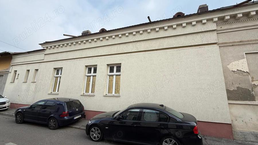 Societate comerciala vinde casa in Ploie?ti str. Gheorghe Doja nr. 159 - 9