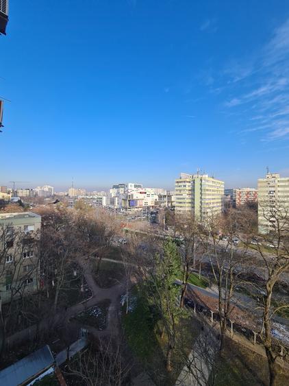 Drumul Taberei/Plaza România/parc,metrou 4 minute - 12