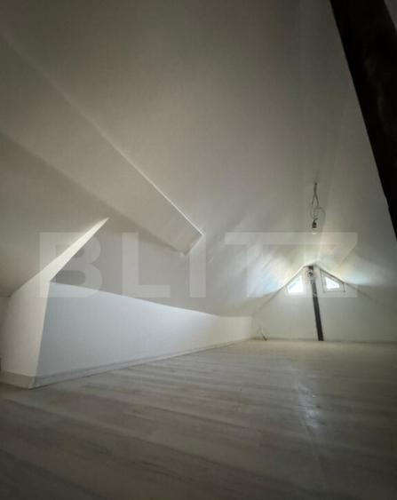 Casa cu etaj + demisol, 180 mp utili, 300 mp teren, zona Bur - 7