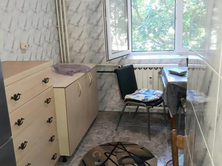 Tei, Maica Domnului, OMV, semistradal, bloc mixt, 1988 - 9