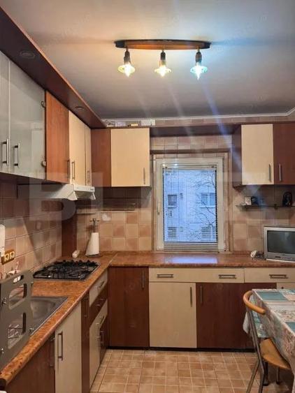 Apartament de 2 camere cu loc de parcare, Calea Vacaresti - 17
