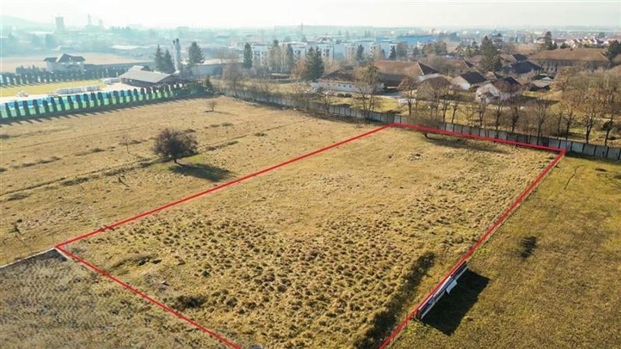 Teren intravilan, pe 3.500 mp, pozitie apreciabila, Grivitei, Brasov - 9