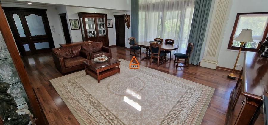 Casa / Vila de lux - D+P+E+M - 400 mp - 545 mp teren - Bucium - 2