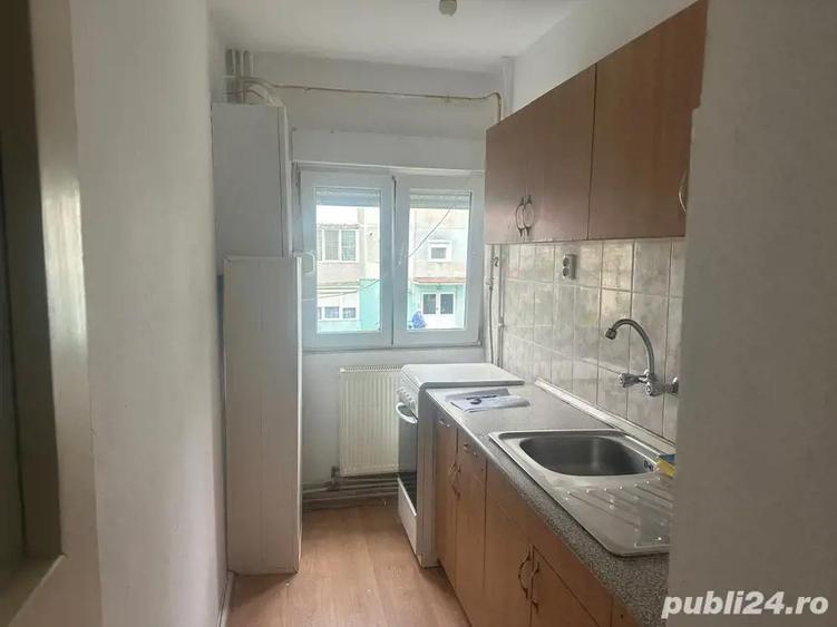 Apartament cu 3 camere - etajul 1 - 4